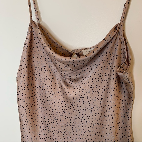 Hayden rose gold navy dot spaghetti strap tank. Size L - Picture 3 of 4